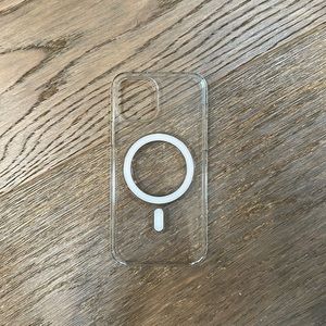 New without box Designed by Apple iPhone 12 Pro Clear Case with MagSafe.